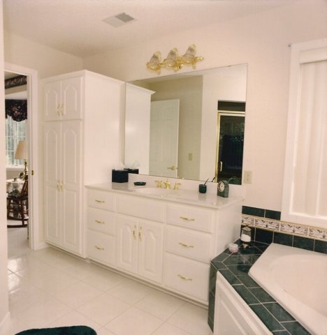 bathrooms70.jpg