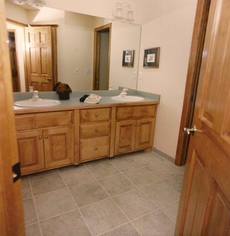 bathrooms75.jpg